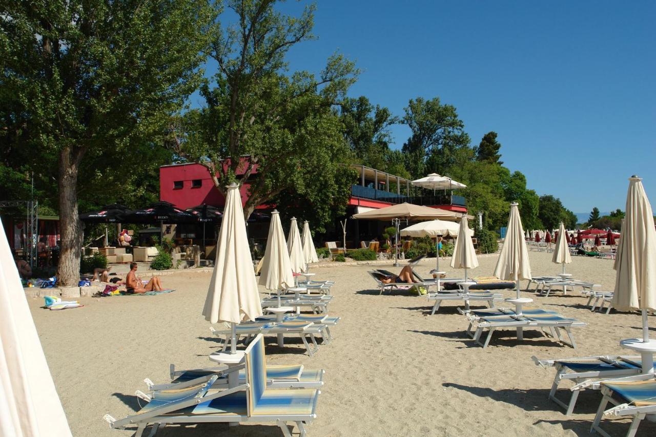 Apartments Dubravka Crikvenica Exterior foto